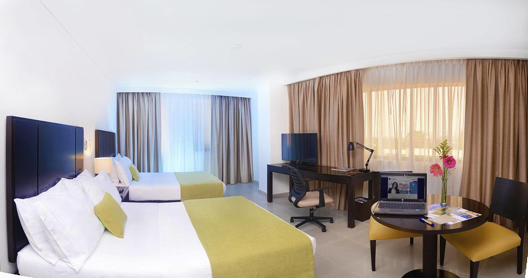 Hotel Millenium Barrancabermeja Kültér fotó