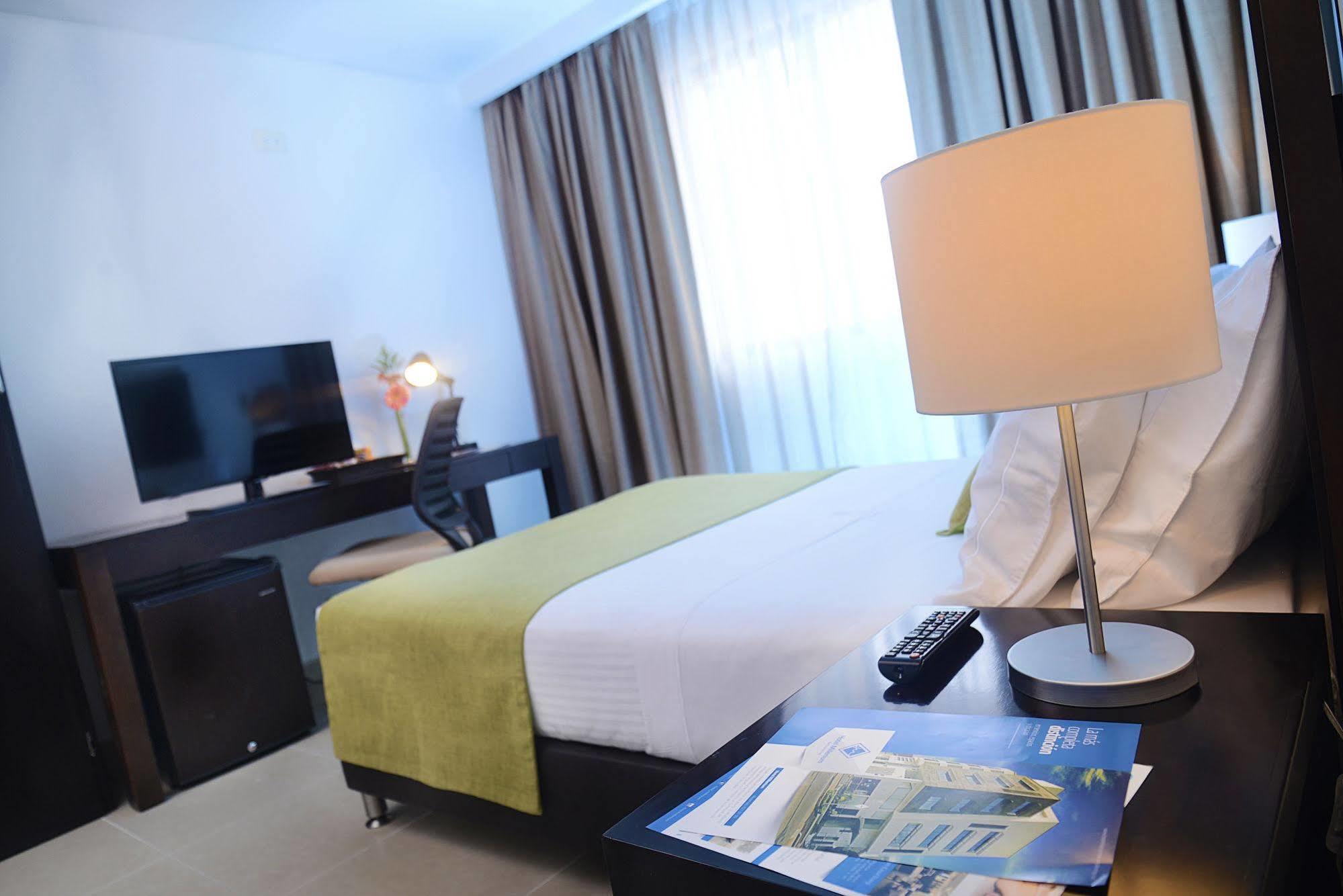 Hotel Millenium Barrancabermeja Kültér fotó
